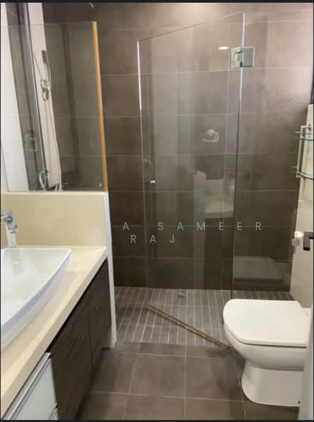 Tiara, 1 Kim Seng Walk, Room Rental, 150 sqft, Apartment For Rent, by Gupta Sameer Raj, 500209222 - Bathroom - PropertyGuru.com.sg