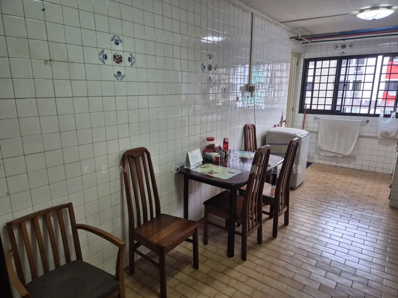 701 Yishun Avenue 5, 701 Yishun Avenue 5, 2 Bedrooms, 732 sqft, HDB Flat For Sale, by Ken Bong 黄慧锋, 500209226 - Dining Room - PropertyGuru.com.sg