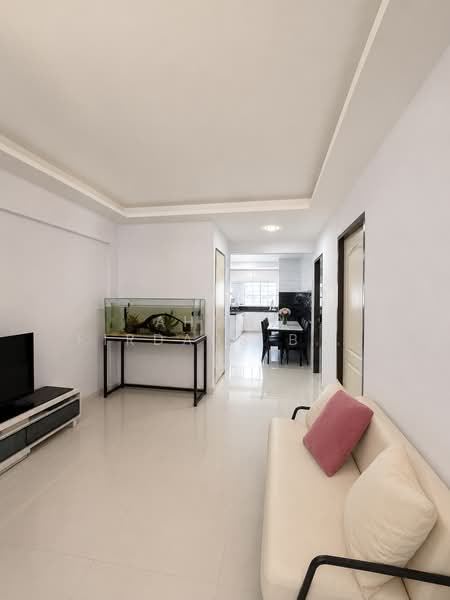 511 Jurong West Street 52, 511 Jurong West Street 52, 2 Bedrooms, 796 sqft, HDB Flat For Sale, by Ahmad Firdaus Bin Alias, 500209228 - Living Room - PropertyGuru.com.sg