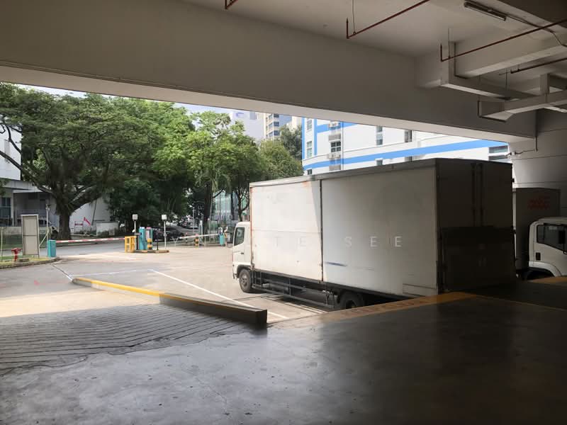 KA Centre, 150 Kampong Ampat, Macpherson / Potong Pasir, 3,150 sqft, Light Industrial (B1) For Rent, by Lynette See, 500209232 - shelter loading bay - CommercialGuru.com.sg