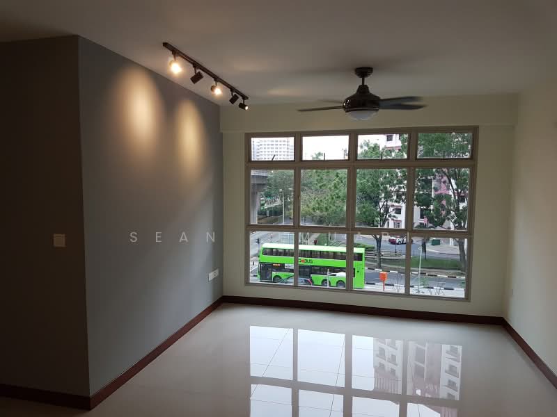 217B Compassvale Drive, 217B Compassvale Drive, 3 Bedrooms, 990 sqft, HDB Flat For Sale, by Sean Timuari, 500209247 - Living Room - PropertyGuru.com.sg