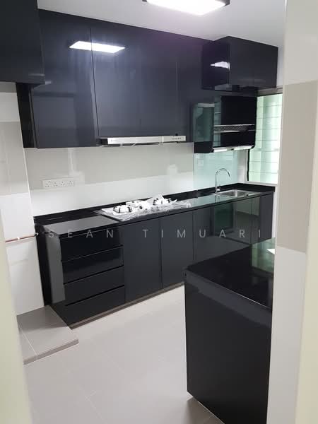 217B Compassvale Drive, 217B Compassvale Drive, 3 Bedrooms, 990 sqft, HDB Flat For Sale, by Sean Timuari, 500209247 - Kitchen - PropertyGuru.com.sg