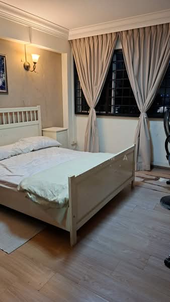 412 Choa Chu Kang Avenue 3, 412 Choa Chu Kang Avenue 3, 3 Bedrooms, 1,119 sqft, HDB Flat For Sale, by Masilamani Kumara Velu, 500209259 - Bedroom - PropertyGuru.com.sg