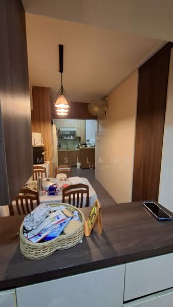 412 Choa Chu Kang Avenue 3, 412 Choa Chu Kang Avenue 3, 3 Bedrooms, 1,119 sqft, HDB Flat For Sale, by Masilamani Kumara Velu, 500209259 - Kitchen - PropertyGuru.com.sg