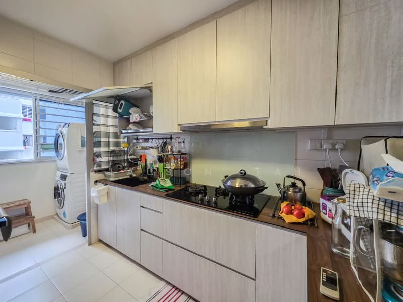 523D Tampines Central 7, 523D Tampines Central 7, 3 Bedrooms, 1,001 sqft, HDB Flat For Rent, by Clauson Seah, 500209260 - Kitchen - PropertyGuru.com.sg