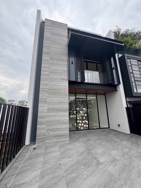 Jalan Sankam, Sembawang / Yishun, 5 Bedrooms, 4,834 sqft, Terraced House For Sale, by Taufiq Corvin, 500209268 - Exterior - PropertyGuru.com.sg