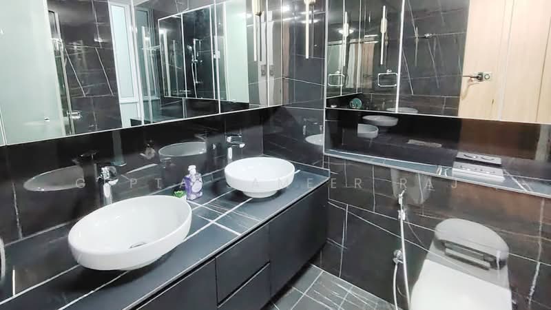 Landridge Condo, 202 Pasir Panjang Road, Room Rental, 200 sqft, Condominium For Rent, by Gupta Sameer Raj, 500209269 - Bathroom - PropertyGuru.com.sg