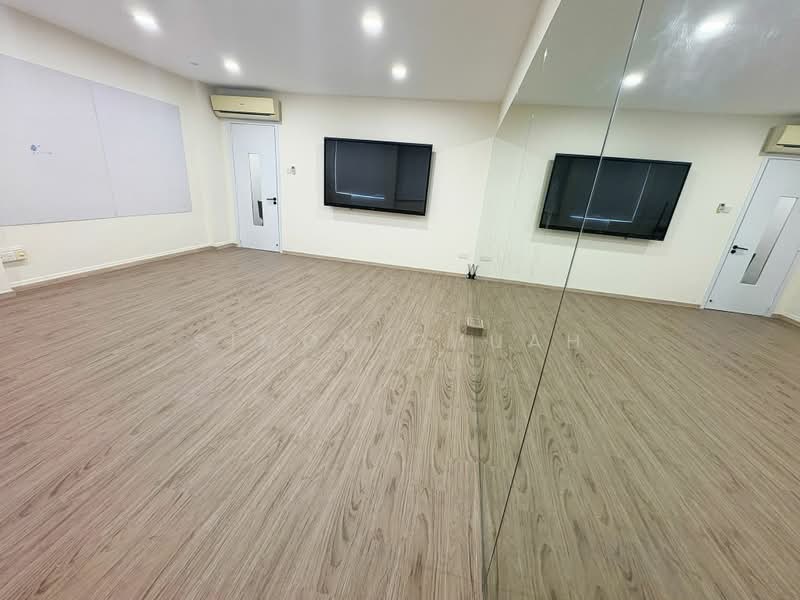 Goldhill Centre, 155-155B Thomson Road, 1,200 sqft, Business / Science Park For Rent, by Simon Chuah, 500209270 - Interior - CommercialGuru.com.sg