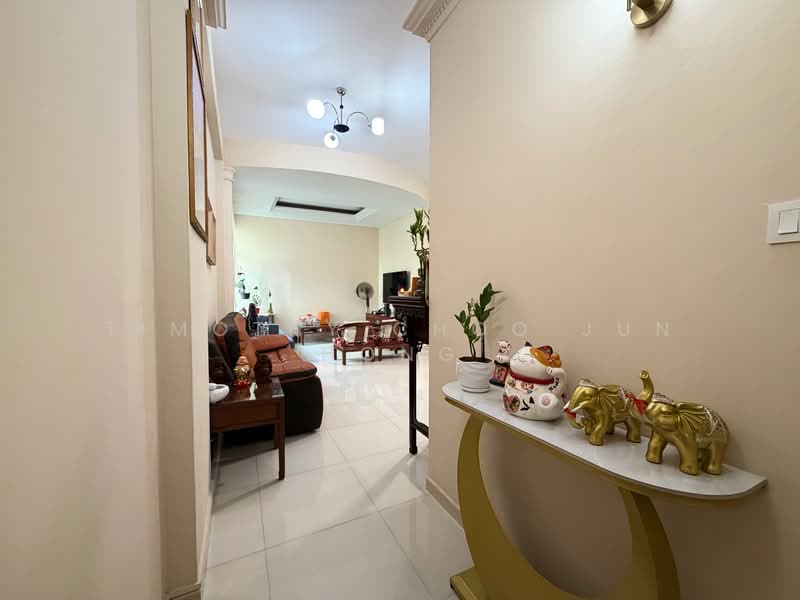Azalea Park Condo, 8 Flora Road, 3 Bedrooms, 1,313 sqft, Condominium For Sale, by Timothy Choo Jun Hong, 500209275 - Living Room - PropertyGuru.com.sg