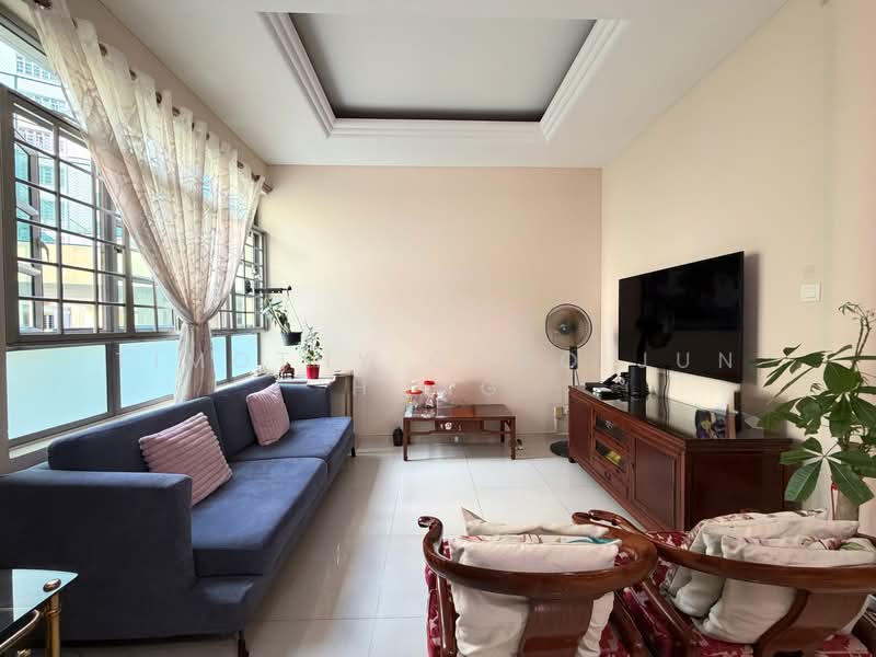 Azalea Park Condo, 8 Flora Road, 3 Bedrooms, 1,313 sqft, Condominium For Sale, by Timothy Choo Jun Hong, 500209275 - Living Room - PropertyGuru.com.sg