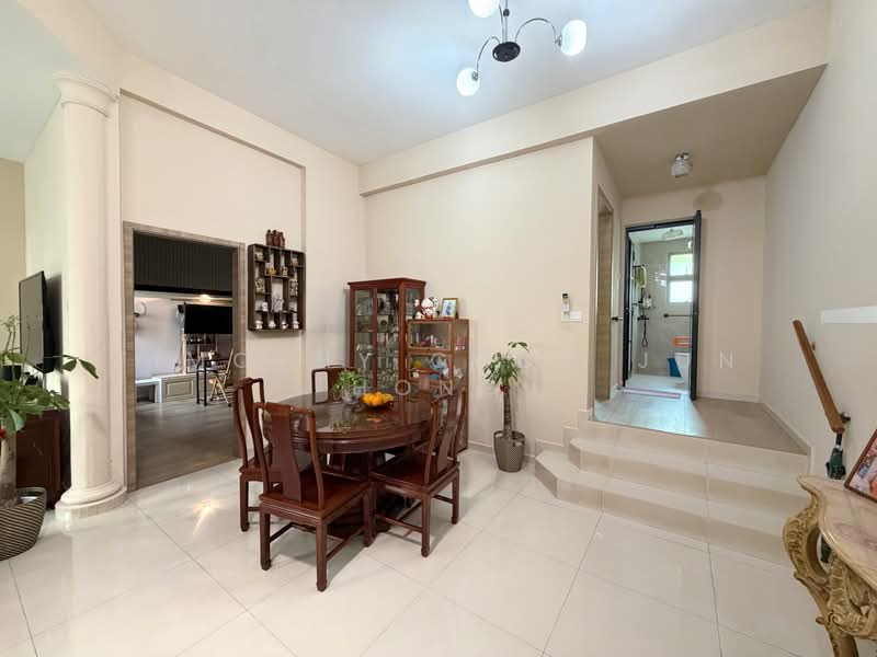 Azalea Park Condo, 8 Flora Road, 3 Bedrooms, 1,313 sqft, Condominium For Sale, by Timothy Choo Jun Hong, 500209275 - Dining Room - PropertyGuru.com.sg