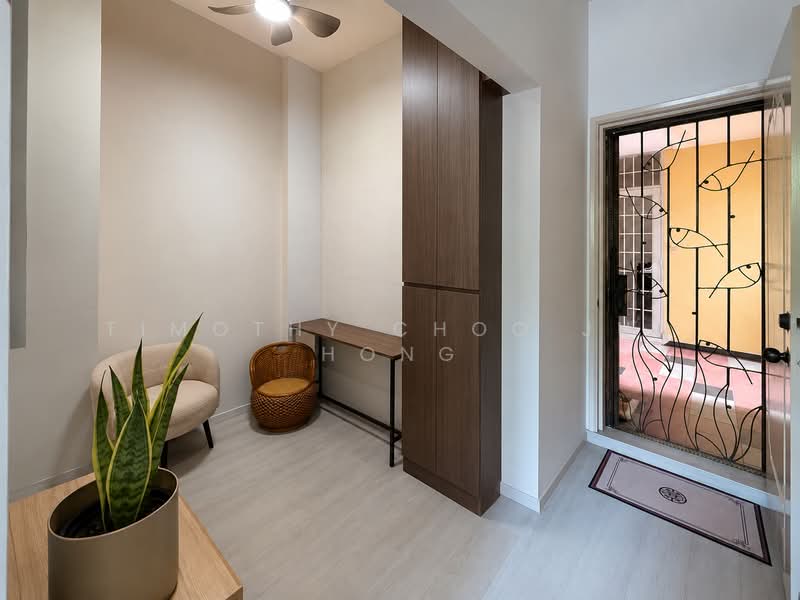 Azalea Park Condo, 8 Flora Road, 3 Bedrooms, 1,313 sqft, Condominium For Sale, by Timothy Choo Jun Hong, 500209275 - Utility/ study room - PropertyGuru.com.sg