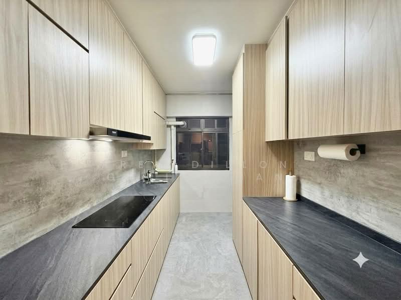 767 Bedok Reservoir View, 767 Bedok Reservoir View, 3 Bedrooms, 1,130 sqft, HDB Flat For Sale, by Prem Dillon Gopinathan, 500209279 - Kitchen - PropertyGuru.com.sg