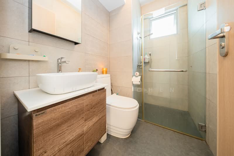 475C Upper Serangoon Crescent, 475C Upper Serangoon Crescent, 3 Bedrooms, 990 sqft, HDB Flat For Sale, by Timothy Chen, 500209295 - Bathroom - PropertyGuru.com.sg