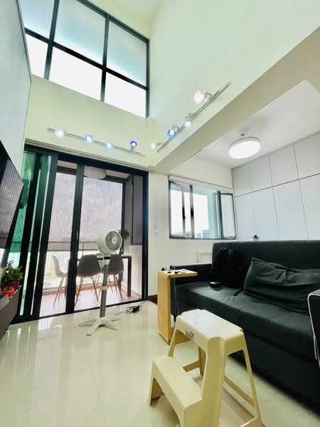 Kingsford Waterbay, 84 Upper Serangoon View, 1 Bedroom, 689 sqft, Condominium For Sale, by Ivy Leong, 500209302 - Living Room - PropertyGuru.com.sg
