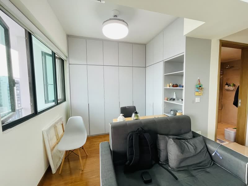 Kingsford Waterbay, 84 Upper Serangoon View, 1 Bedroom, 689 sqft, Condominium For Sale, by Ivy Leong, 500209302 - Living Room - PropertyGuru.com.sg