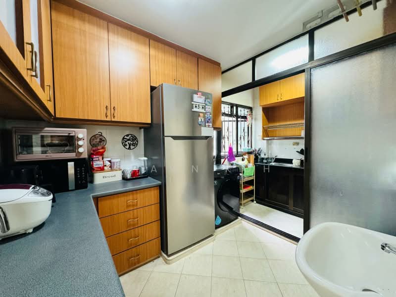 183D Rivervale Crescent, 183D Rivervale Crescent, 3 Bedrooms, 915 sqft, HDB Flat For Sale, by Shawn Koh, 500209310 - Kitchen - PropertyGuru.com.sg