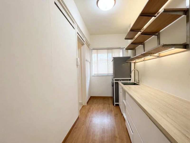 Hillcrest Arcadia, 253 Arcadia Road, 2 Bedrooms, 1,248 sqft, Condominium For Sale, by Eunice Loh, 500209318 - Kitchen - PropertyGuru.com.sg