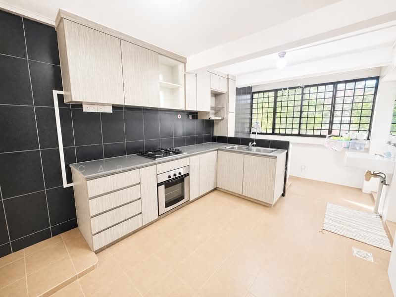 170 Stirling Road, 170 Stirling Road, 2 Bedrooms, 646 sqft, HDB Flat For Sale, by Carol Wong XP, 500209321 - Kitchen - PropertyGuru.com.sg