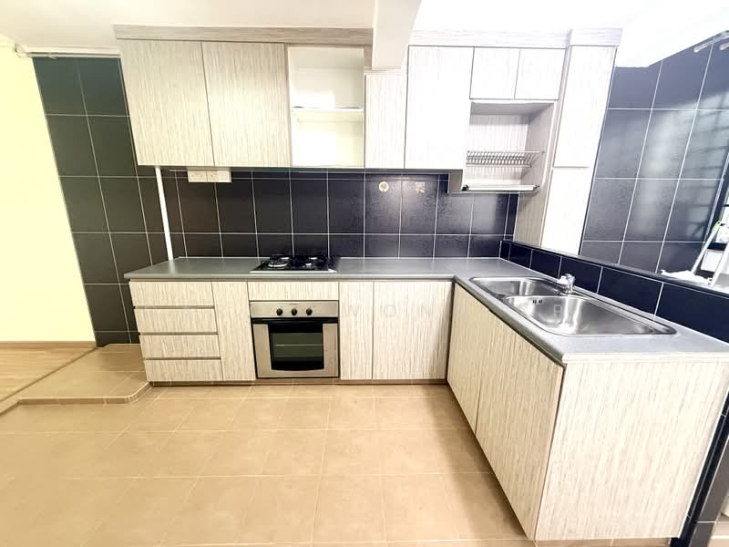 170 Stirling Road, 170 Stirling Road, 2 Bedrooms, 646 sqft, HDB Flat For Sale, by Carol Wong XP, 500209321 - Kitchen - PropertyGuru.com.sg