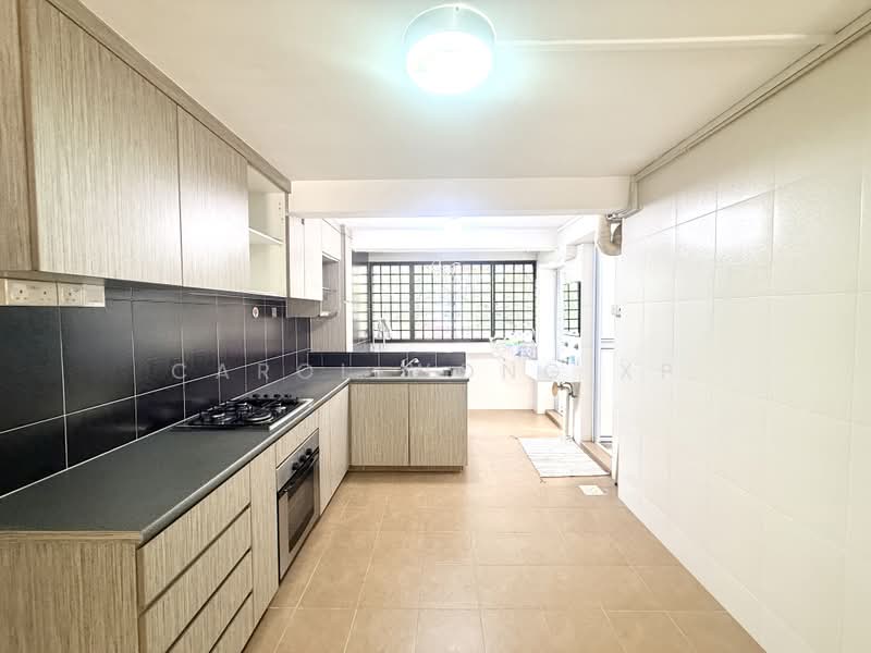170 Stirling Road, 170 Stirling Road, 2 Bedrooms, 646 sqft, HDB Flat For Sale, by Carol Wong XP, 500209321 - Kitchen - PropertyGuru.com.sg