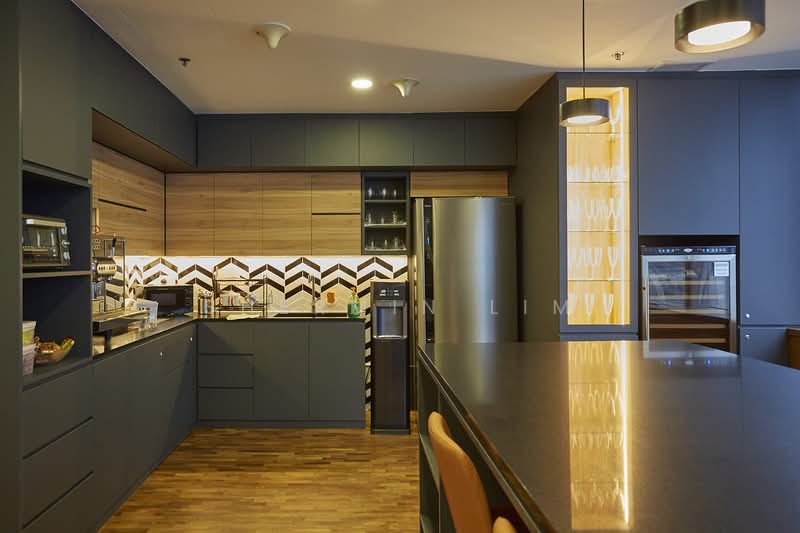 Collyer Quay Centre, 16 Collyer Quay, Boat Quay / Raffles Place / Marina, 6,469 sqft, Office For Rent, by Shermin Lim, 500209329 - Kitchen - CommercialGuru.com.sg