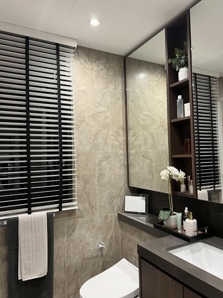 The Arcady At Boon Keng, 1037 Serangoon Road, Balestier / Toa Payoh, 3 Bedrooms, 1,195 sqft, Condominium For Sale, by Steven Liu, 500209334 - Master Bathroom - PropertyGuru.com.sg