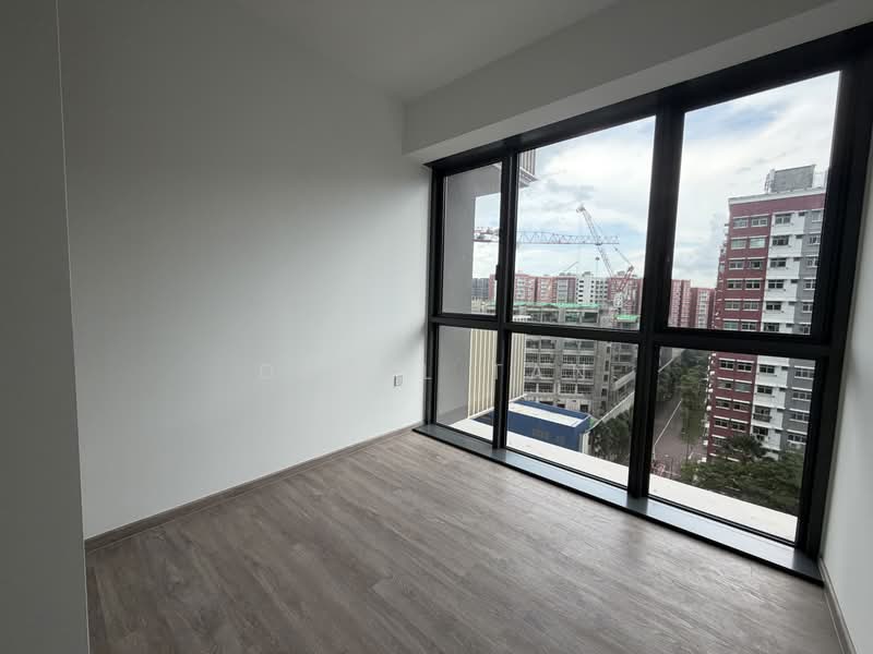Lumina Grand, Bukit Batok West Ave. 5, Room Rental, 200 sqft, Condominium For Rent, by Daryl Tan, 500209341 - Common bedroom - PropertyGuru.com.sg