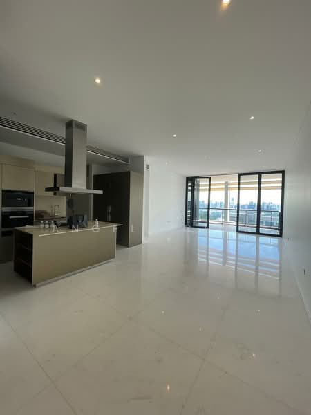 South Beach Residences, 28 South Beach Road, 4 Bedrooms, 2,357 sqft, Condominium For Sale, by Angela Chan, 500209344 - Kitchen - PropertyGuru.com.sg