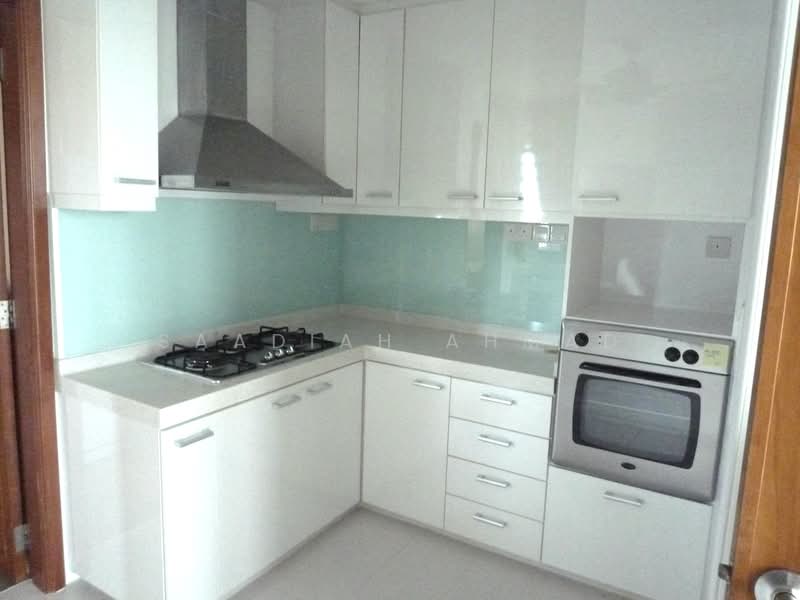 Tanglin View, 150 Prince Charles Crescent, 5 Bedrooms, 2,282 sqft, Condominium For Sale, by Saadiah Ahmad, 500209347 - Kitchen - PropertyGuru.com.sg