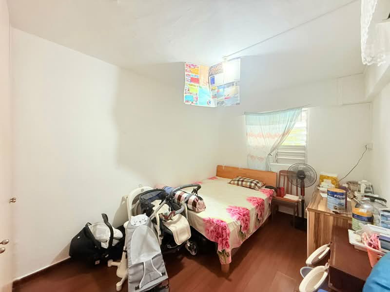 539 Bedok North Street 3, 539 Bedok North Street 3, 2 Bedrooms, 732 sqft, HDB Flat For Sale, by James Yeo, 500209348 - Bedroom - PropertyGuru.com.sg