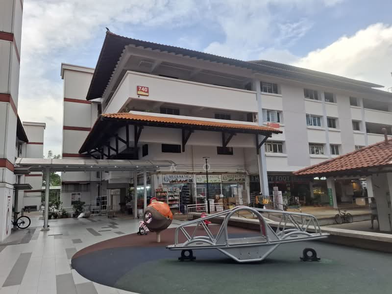 740 Bedok Reservoir Road, Bedok Reservoir Road, 720 sqft, Shop / Shophouse For Rent, by A O, 500209350 - Exterior - CommercialGuru.com.sg