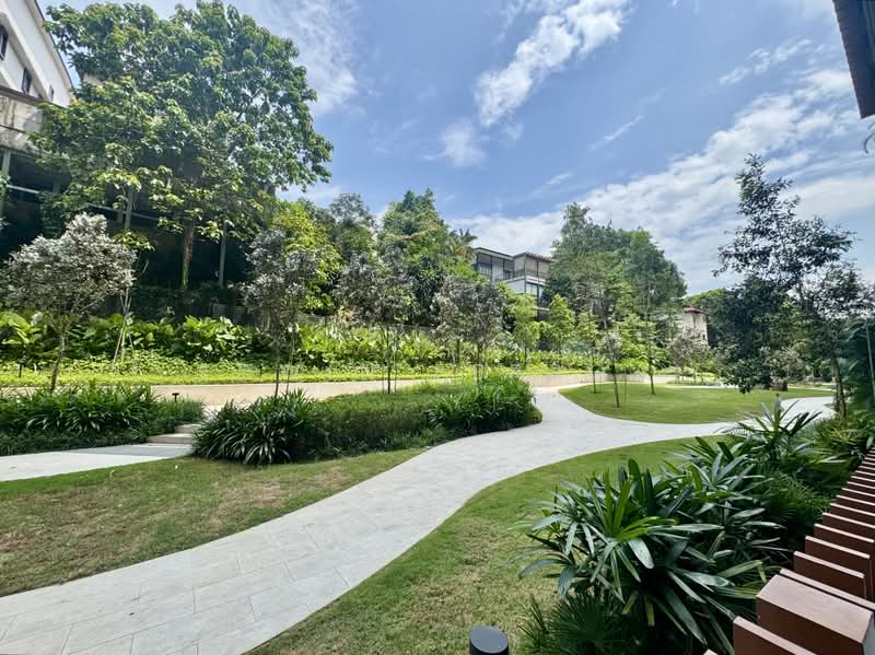 KI Residences At Brookvale, 22 Brookvale Drive, 3 Bedrooms, 1,173 sqft, Condominium For Sale, by Edwin Ferroa, 500209355 - Exterior (Living view) - PropertyGuru.com.sg