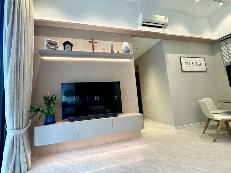 KI Residences At Brookvale, 22 Brookvale Drive, 3 Bedrooms, 1,173 sqft, Condominium For Sale, by Edwin Ferroa, 500209355 - Living Room - PropertyGuru.com.sg