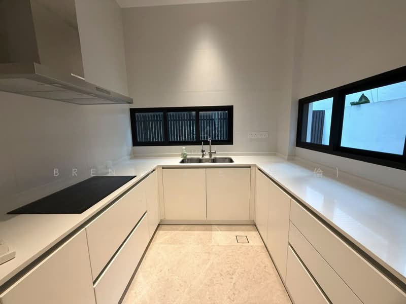 Bukit Timah Enclave ✧ Corner Terrace with Lift ✧ Near MRT & Schools, Chun Tin Road , Lorong Pisang Raja , Bukit Timah Road, 6 Bedrooms, 5,000 sqft, Corner Terrace For Rent, by Brenda Zee (徐黎倫), 500209358 - Kitchen - PropertyGuru.com.sg