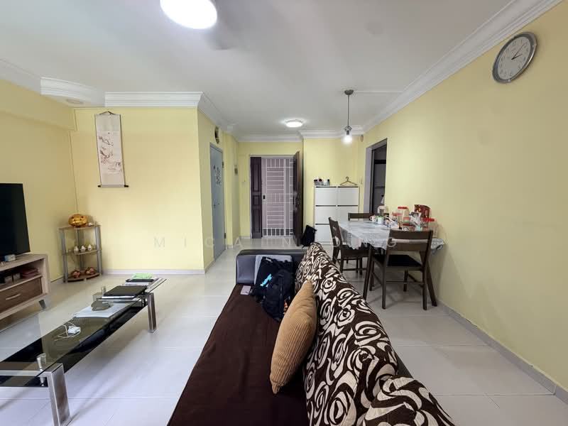 980A Buangkok Crescent, 980A Buangkok Crescent, 3 Bedrooms, 915 sqft, HDB Flat For Sale, by Micain Ong, 500209365 - Living Room - PropertyGuru.com.sg