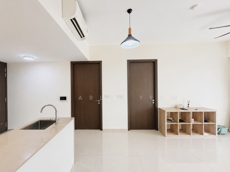 The Gazania, 5 How Sun Drive, 2 Bedrooms, 700 sqft, Condominium For Sale, by Shaarlyn Yeow, 500209366 - Interior - PropertyGuru.com.sg
