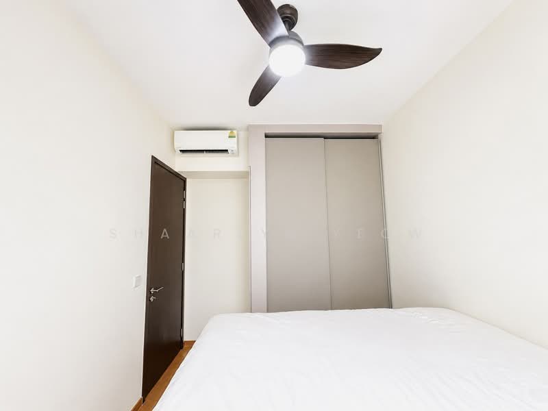 The Gazania, 5 How Sun Drive, 2 Bedrooms, 700 sqft, Condominium For Sale, by Shaarlyn Yeow, 500209366 - Bedroom - PropertyGuru.com.sg