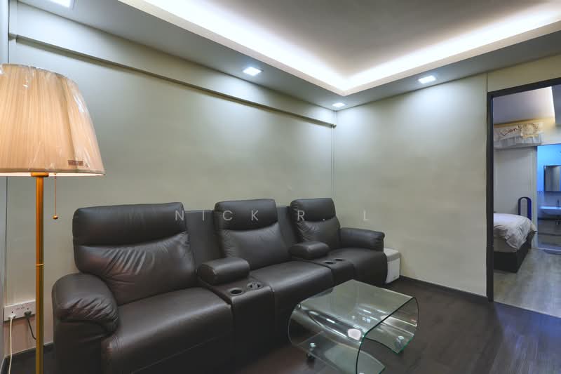 731 Yishun Street 72, 731 Yishun Street 72, 2 Bedrooms, 883 sqft, HDB Flat For Sale, by Nick R. L, 500209376 - Living Room - PropertyGuru.com.sg