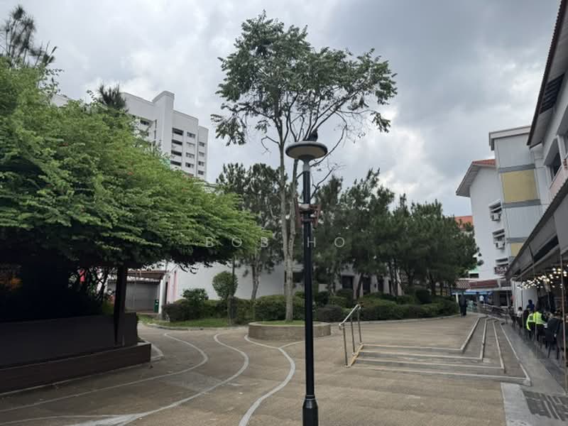 jurong west street 51, , 848 sqft, Shop / Shophouse For Rent, by Bob Ho, 500209380 - Exterior - CommercialGuru.com.sg