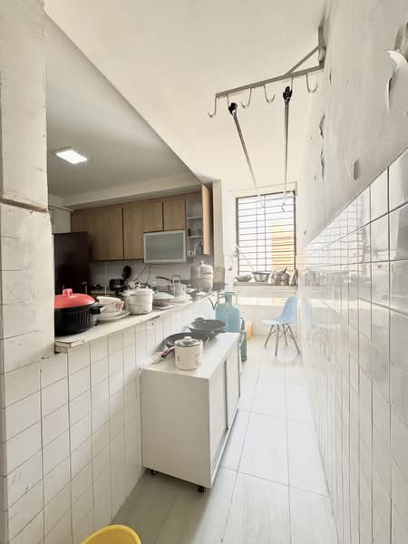 Faber Hills, , 4 Bedrooms, 1,668 sqft, Apartment For Sale, by Lilian Huang 黄丽莲, 500209384 - Kitchen - PropertyGuru.com.sg