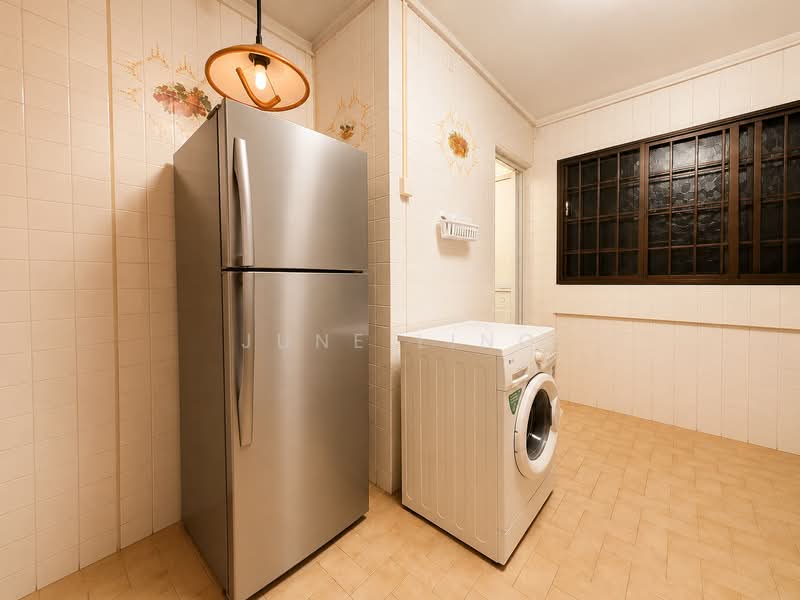 753 Yishun Street 72, 753 Yishun Street 72, 2 Bedrooms, 828 sqft, HDB Flat For Sale, by June Ling, 500209386 - Interior - PropertyGuru.com.sg
