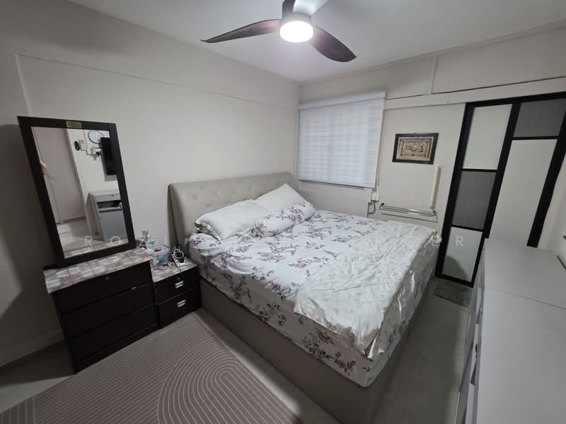 237 Yishun Ring Road, 237 Yishun Ring Road, 3 Bedrooms, 721 sqft, HDB Flat For Rent, by Rozi Faith Naser, 500209389 - Bedroom - PropertyGuru.com.sg