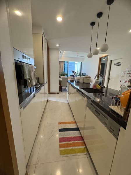 Marina One Residences, 21 Marina Way, 2 Bedrooms, 1,206 sqft, Condominium For Sale, by Grace Gatchalian, 500209390 - Kitchen - PropertyGuru.com.sg