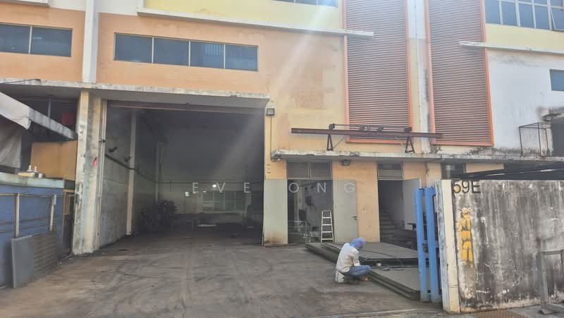 Standalone / 300 Amp / 2 levels, Tuas south street 1, 5,500 sqft, Factory / Workshop (B2) For Rent, by Eve Ong, 500209395 - Exterior - CommercialGuru.com.sg