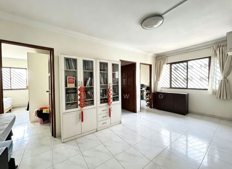 874A Tampines Street 84, 874A Tampines Street 84, 3 Bedrooms, 1,528 sqft, HDB Flat For Sale, by Elson Wang, 500209399 - Living Room - PropertyGuru.com.sg