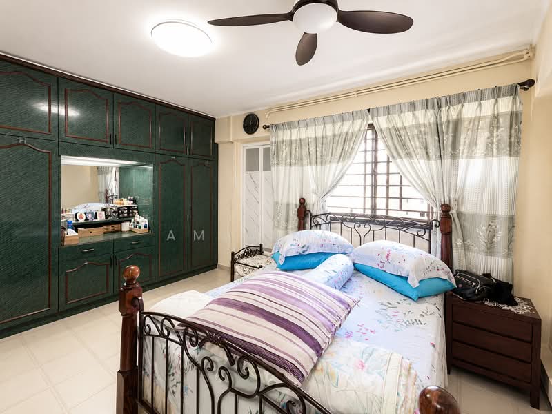 256 Tampines Street 21, 256 Tampines Street 21, 3 Bedrooms, 1,302 sqft, HDB Flat For Sale, by Amalina ., 500209415 - Master - PropertyGuru.com.sg
