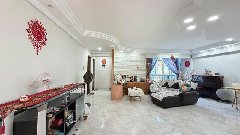 125 Rivervale Street, 125 Rivervale Street, 3 Bedrooms, 1,292 sqft, HDB Flat For Sale, by James Yeo, 500209421 - Living Room - PropertyGuru.com.sg