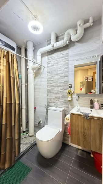 125 Rivervale Street, 125 Rivervale Street, 3 Bedrooms, 1,292 sqft, HDB Flat For Sale, by James Yeo, 500209421 - Bathroom - PropertyGuru.com.sg