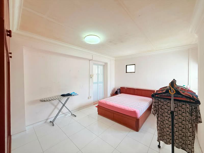 786D Woodlands Drive 60, 786D Woodlands Drive 60, 3 Bedrooms, 1,292 sqft, HDB Flat For Sale, by James Yeo, 500209434 - Bedroom - PropertyGuru.com.sg